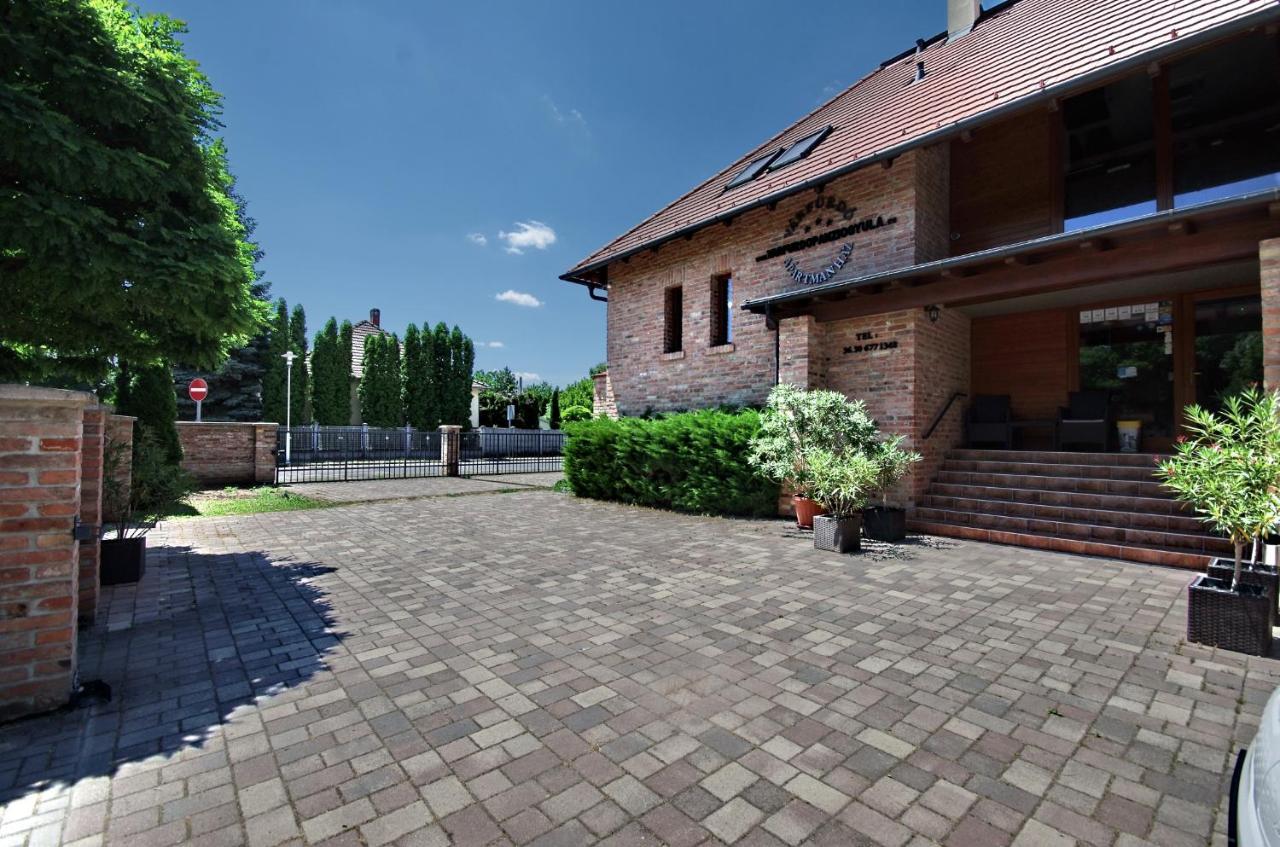 Várfürdő Panzió Gyula Exterior foto
